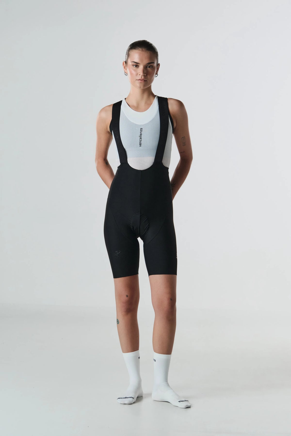Pantaloneta V-II corte limpio mujer - Black